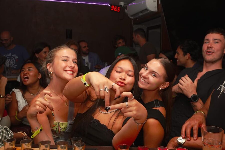 Nice: Party Bar Crawl with Club VIP, 6 Shots, and Games - Price and what you actually get for it