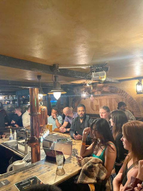 Nice: Party Bar Crawl with Club VIP, 6 Shots, and Games - Who this is best for (and who should skip it)
