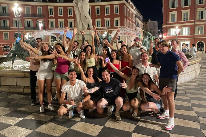 Nice: Pub Crawl Yellow – Social Bars, Games & VIP Club Entry - AKATHOR Pub: free shot, chic style, and a quick alcohol deal win