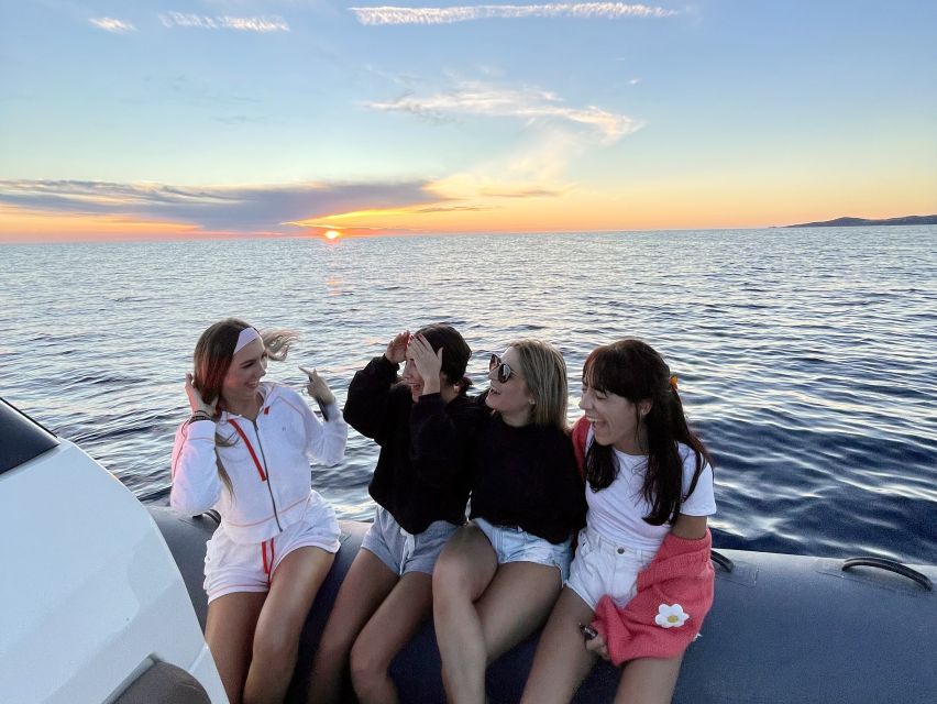 Nice: Saint Jean Cap Ferrat Sunrise Boat Trip with Breakfast - Cruising the Riviera between Nice and Saint-Jean-Cap-Ferrat