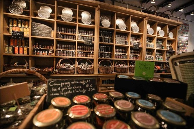 Nice Small-Group Walking Food Tour with Local Specialties & Wine Tasting - Stop 1 in the old town: artisan shops, real tastings, and a guided route