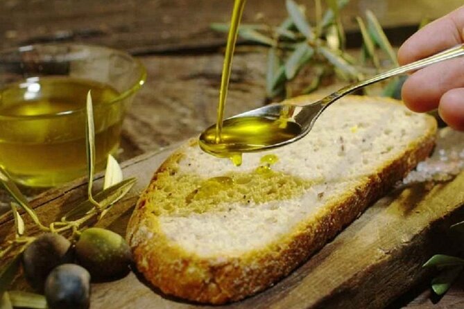 Nice Sunset Food Tour – A Full Taste of France by Do Eat Better - Walking logistics in Nice Old Town, the real-world version