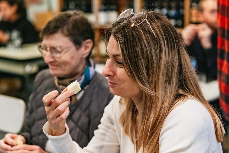 Nice: Sunset Food Tour with Full Meal and Wine - Pissaladière Stop: Onion, Olives, Anchovies, and the Sweet Spot of the Savory Arc