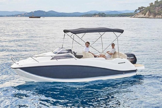 Private Boat Tour on the Côte d'Azur ( Nice - Monaco or Nice - Cannes ) - Starting from Nice Marina, and why the meeting point matters