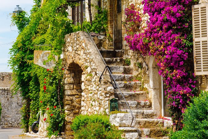 Private Day Trip: Provence Countryside by Minivan from Nice - Food, free time, and how to make the most of short stops
