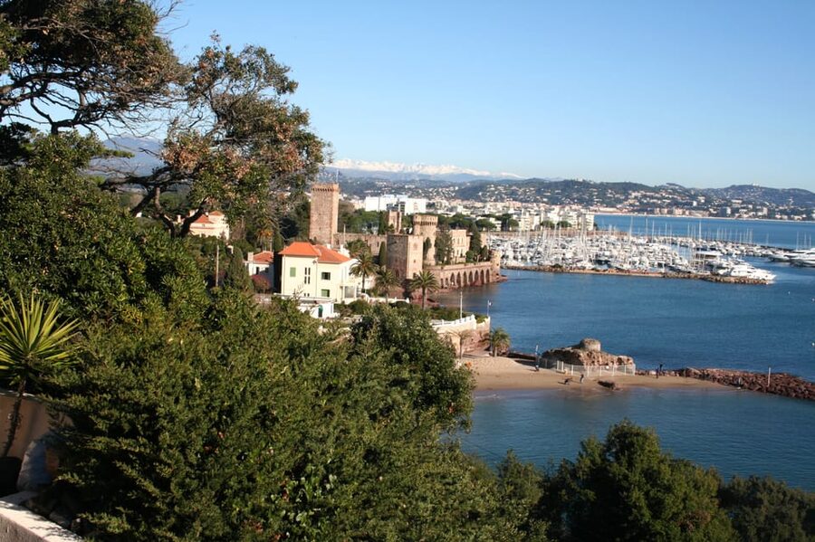 Private Half-Day Tour of the French Riviera in a Vintage Car - Pickup in Nice or Cagnes/mer, then you drive into your chosen Riviera storyline