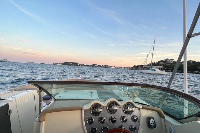 Private Luxury Boat Tour of the Beautiful Riviera Nice / Monaco - Saint-Jean-Cap-Ferrat: where the peninsula drama starts