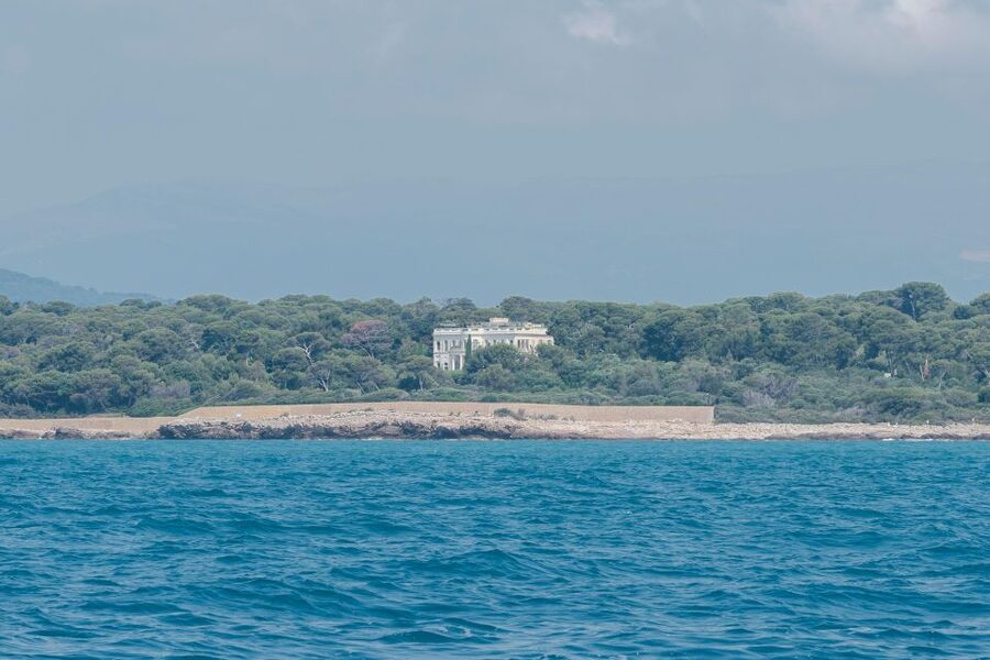 Private tour on a sailboat - Swim and paddle - Antibes Cape - Step-by-step itinerary: what happens from departure to return