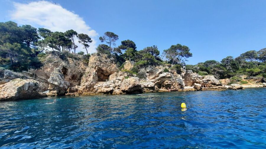 Private tour on a sailboat - Swim and paddle - Antibes Cape - Who this sail is best for (and who should skip it)