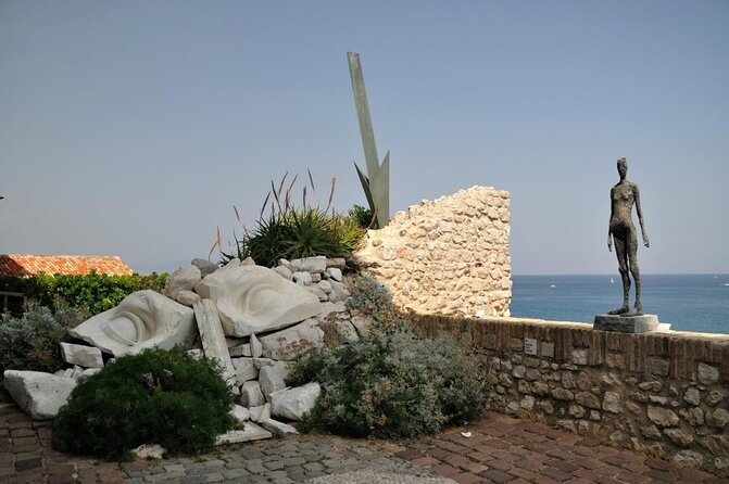 Provence Sea & Countryside Full-Day Private Tour - Cannes and La Croisette: film festival glamour and sea air