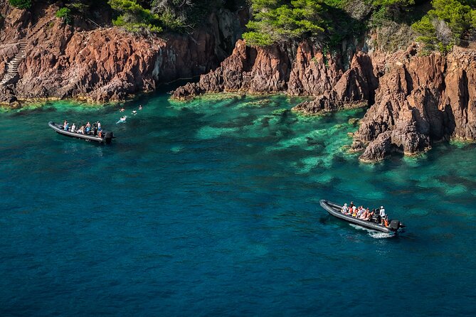 Sea excursion - Estérel Massif by boat - Why the Estérel by boat beats the shore view