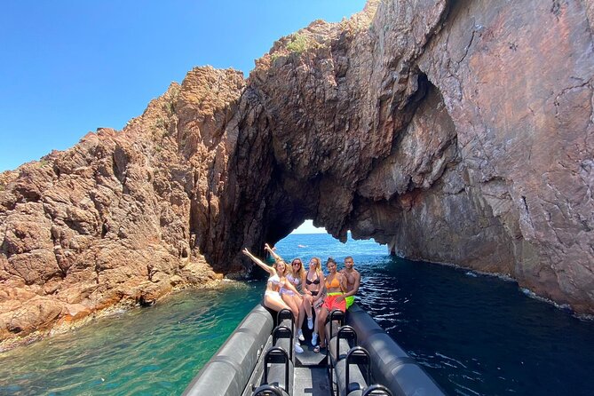 Sea excursion - Estérel Massif by boat - Cap Roux: the best kind of viewpoint on the way back
