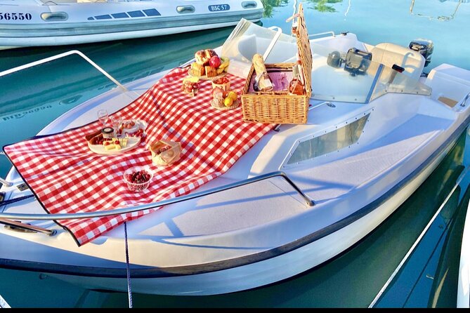 Sunset Private Boat Tour In Nice - 7:00 pm timing: when Nice turns into glowing postcards