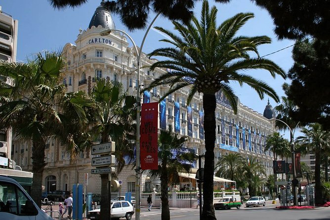 The very best of French Riviera in one day – Cannes, Antibes, Nice, Eze, Monaco - Èze Photo Stop: The Classic Cliff View Without the Whole-Day Commitment