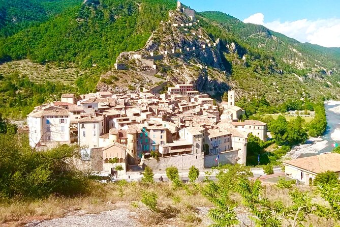 Tour with the Mountain Train, Trek to Mystic Forest and Castle - Gare in Nice at 7:30, then the mountain train to the Var
