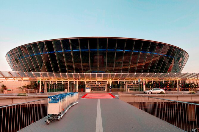 Transfer Nice Airport To Cannes or Transfer Cannes To Nice Airport - Choosing Between Eco Sedan, Luxury Sedan, or a Van