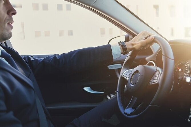 Transfer: Nice City Center to Côte d'Azur Airport(NCE) - Key Things I’d Focus On Before Booking