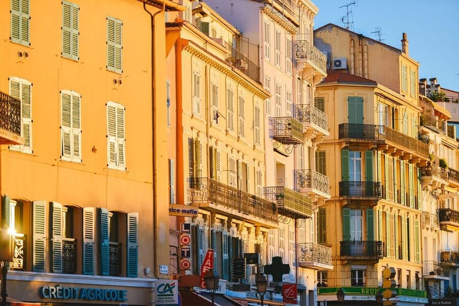 Visit Saint Paul de Vence, Antibes, and Cannes: 7-Hour Tour - Should you book this tour?