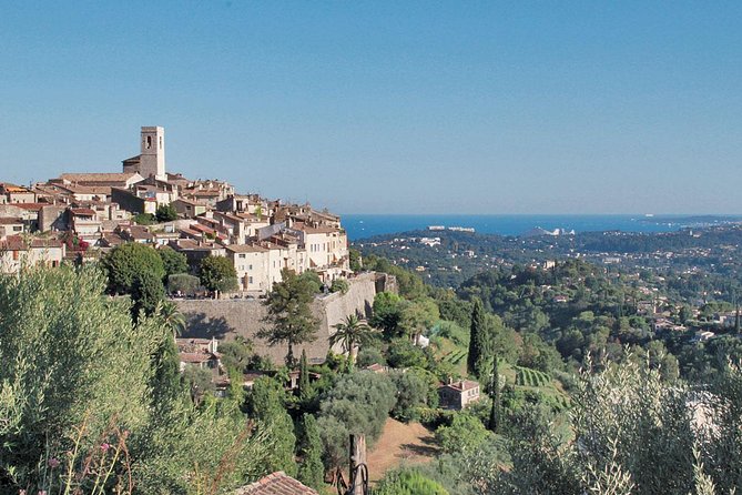 West Coast and Countryside shared & Guided tour from Nice - How the day runs: timing, group size, and what to expect